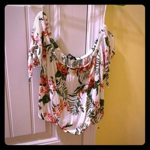 Floral top